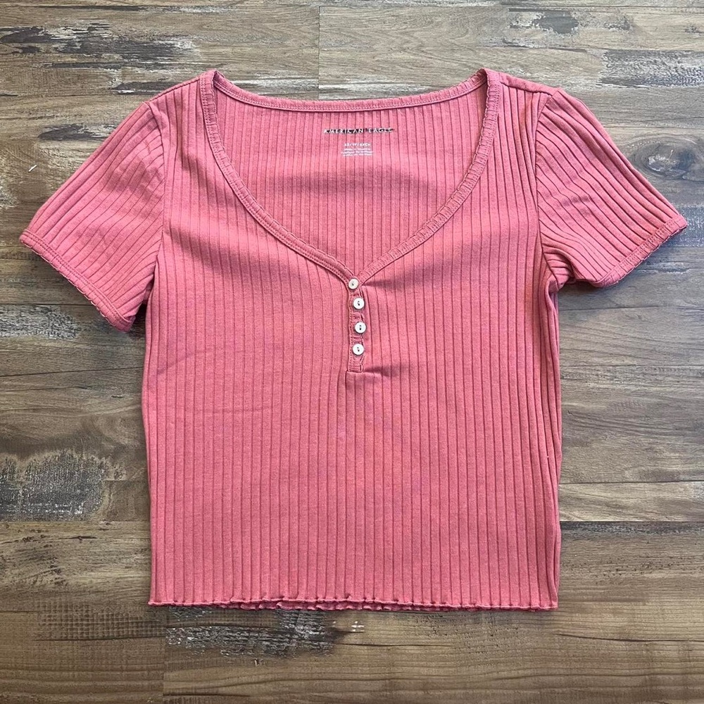 American Eagle tee